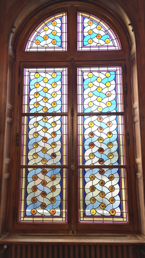 Détail des vitraux rénovés de la mairie du 14e.