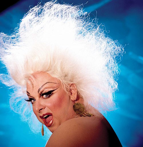 Champs-damour---Divine-New-York-City-1987--Greg-Gorman.jpg