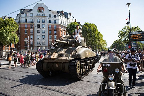 Libration-de-Paris---G.Bontemps.jpg